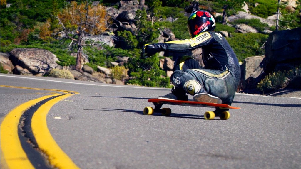 Xtreme downhill skateboarding και η αδρεναλίνη χτυπάει κόκκινο! | the